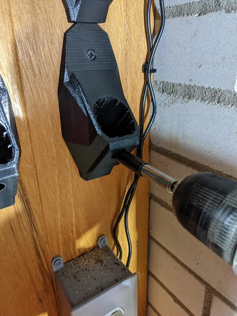 Giá Đỡ Pin Ryobi - Image 7