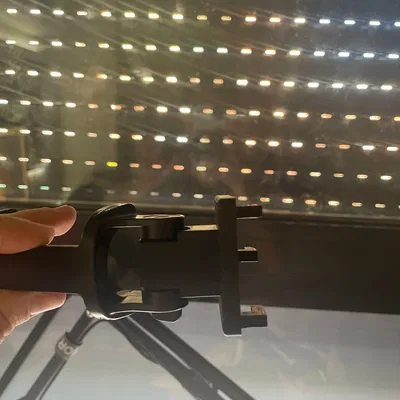 Giá đỡ điện thoại SKÅDIS