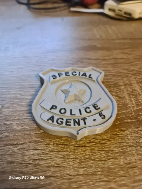 Huy hiệu Cảnh sát - Image 1