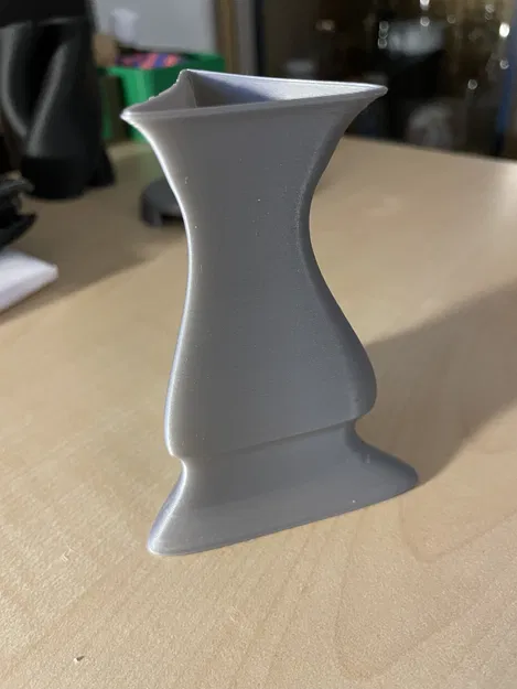 Chậu cây thiết kế đơn giản - Image 2