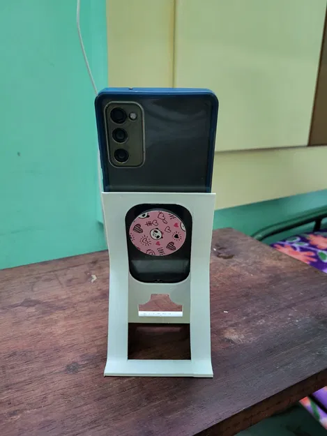 Giá Đỡ Điện Thoại Có Khắc Tên - Image 2