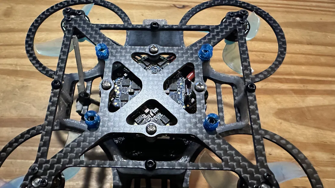 Cái Đế Cho Drone Itsy Spydr - Image 1