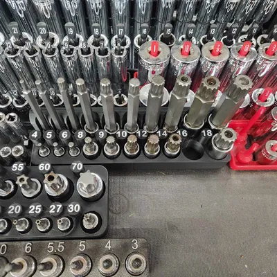 Giá Đỡ Bộ Đầu Lục Giác Ba Cạnh