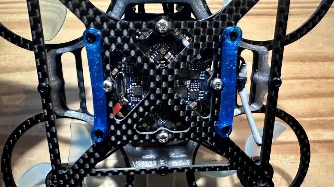 Cái Đế Cho Drone Itsy Spydr - Image 3