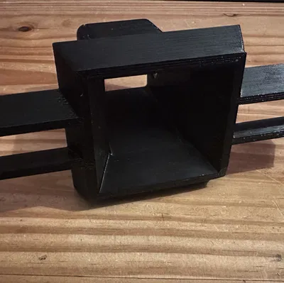 Chân Cắm "Bowtie" Chevy Cho Xe