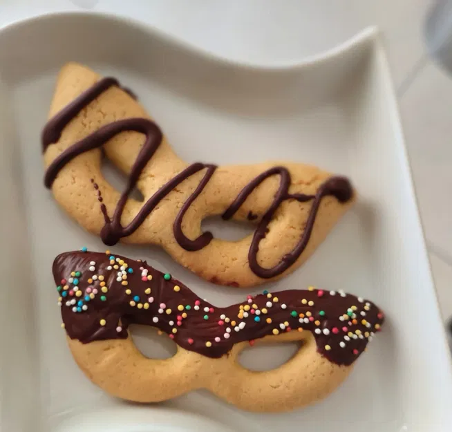 Khuôn Cắt Bánh Quy Hình Mặt Nạ Lễ Hội - Image 5