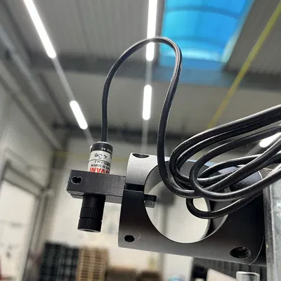 Giá đỡ laser đơn giản