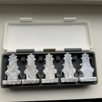 Hộp Đựng Quân Cờ Đặc Vụ "War of Whispers"