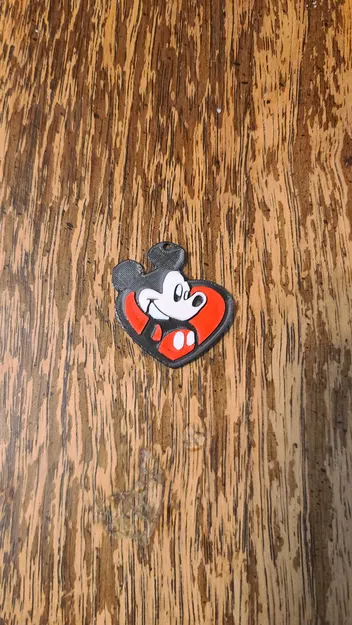 Bông tai trái tim Mickey 2 - Image 1