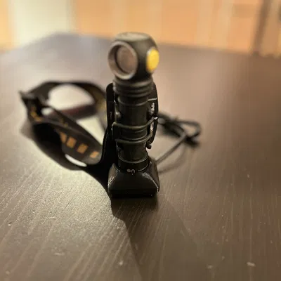 Dock Sạc Gridfinity cho Armytek Wizard C2 Pro