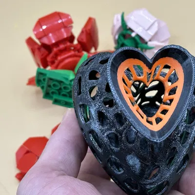 Chậu Hoa Hồng Hình Trái Tim Dành Cho Hoa Giả