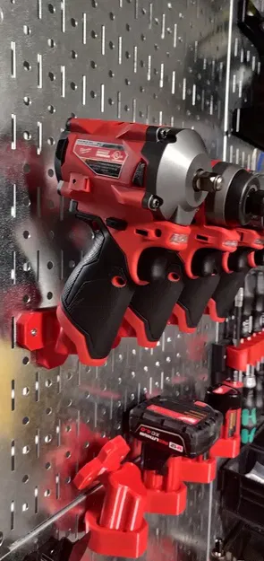 Giá đỡ Dụng cụ & Pin Milwaukee M12 cho Wall Control / Pegboard - Image 3