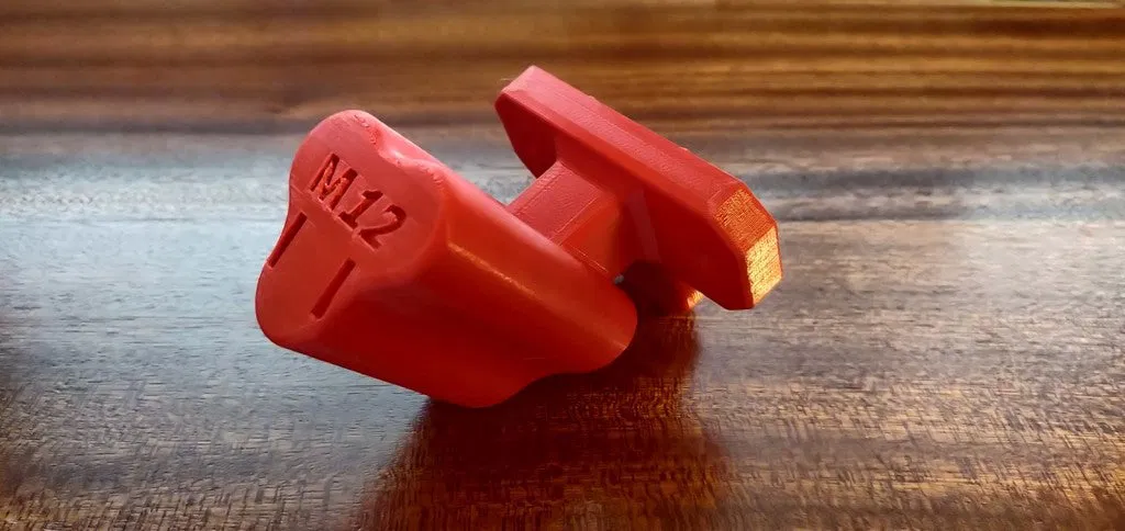 Giá đỡ Dụng cụ & Pin Milwaukee M12 cho Wall Control / Pegboard - Image 6