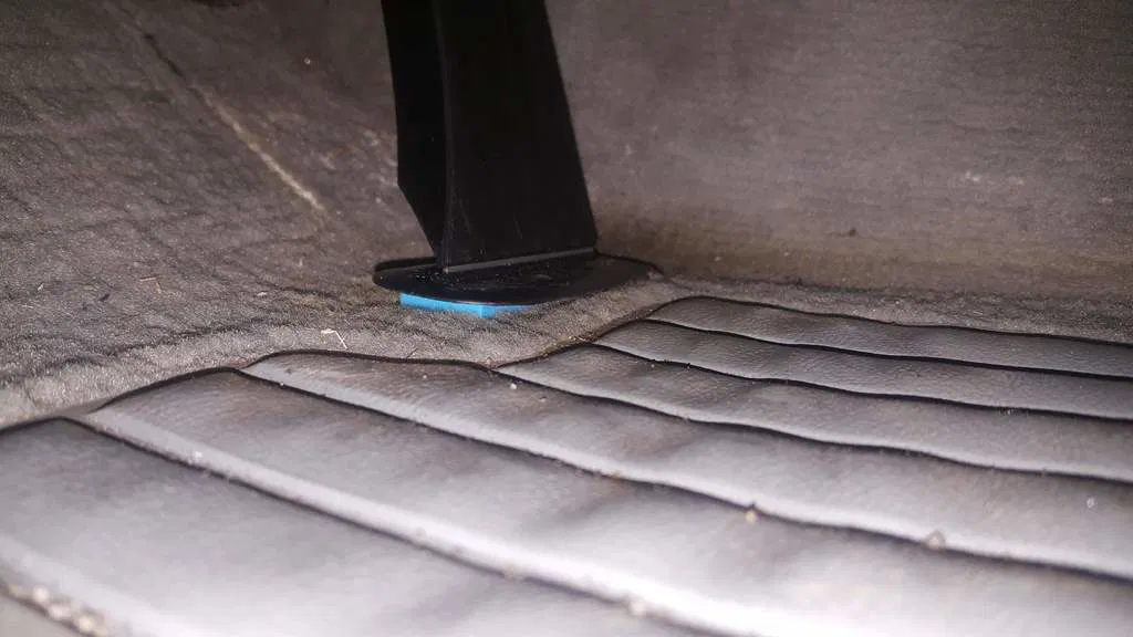 Đế Ga (Dây Cáp) Cho BMW E46 - Image 9