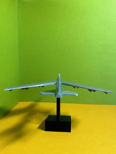 Mô hình B-52 Stratofortress - Máy bay ném bom chiến lược huyền thoại - Image 3