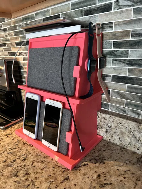 Khay Sạc Điện Thoại/Đồng Hồ Thông Minh 4 Khe V1 - Image 1