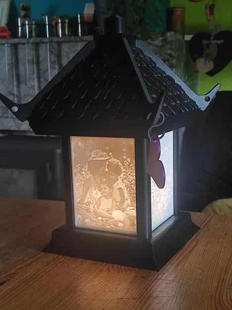 Lồng Đèn Kỷ Niệm – Giá Đỡ Lithophane Chiếu Sáng - Image 1