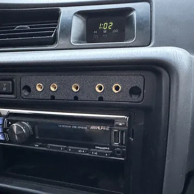 Tấm Phụ Kiện Bảng Điều Khiển Land Cruiser 80 FZJ80