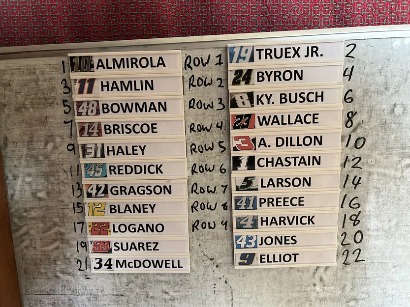 Kệ Giữ Giấy Nam Châm - Image 1