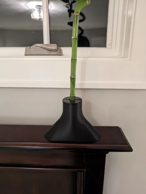 Chân đế bình cho cây Trúc May Mắn - Image 1