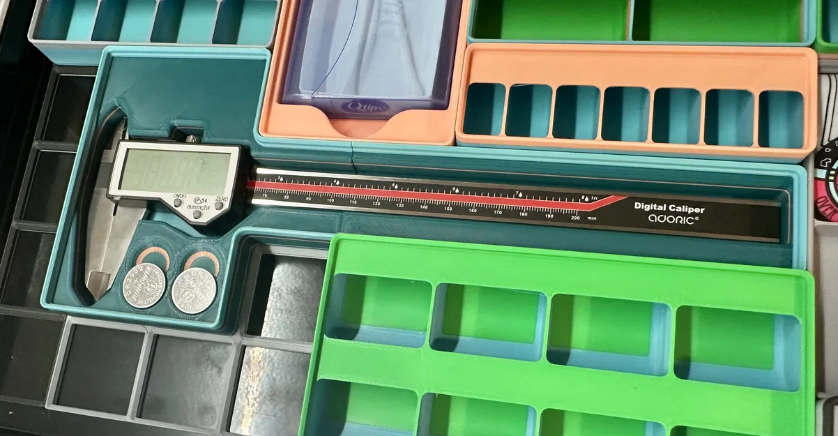 Hộp Đựng Kìm Kẹp Thước Adoric Gridfinity - Bản Phẳng, Hộp Không Chữ Nhật - Image 1