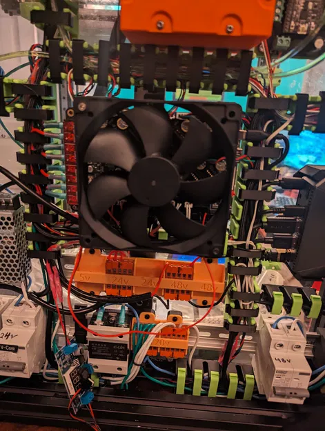 Giá đỡ ray DIN BTT Octopus Max EZ có kèm đế gắn quạt 120mm - Image 2