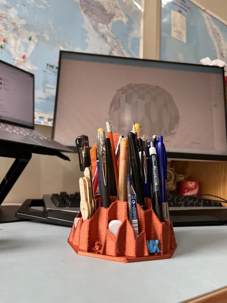 Chỗ cắm viết có trang trí - Image 3