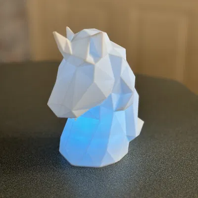 Kỳ Lân Low Poly Có Lỗ Cắm Đèn
