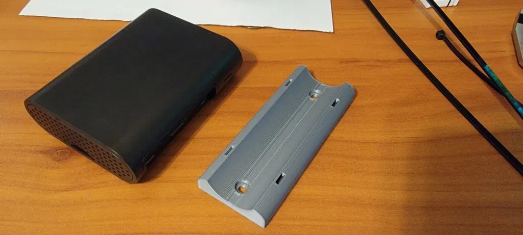 Giá Treo Raspberry Pi Cho Vỏ Màu Đen - Image 2