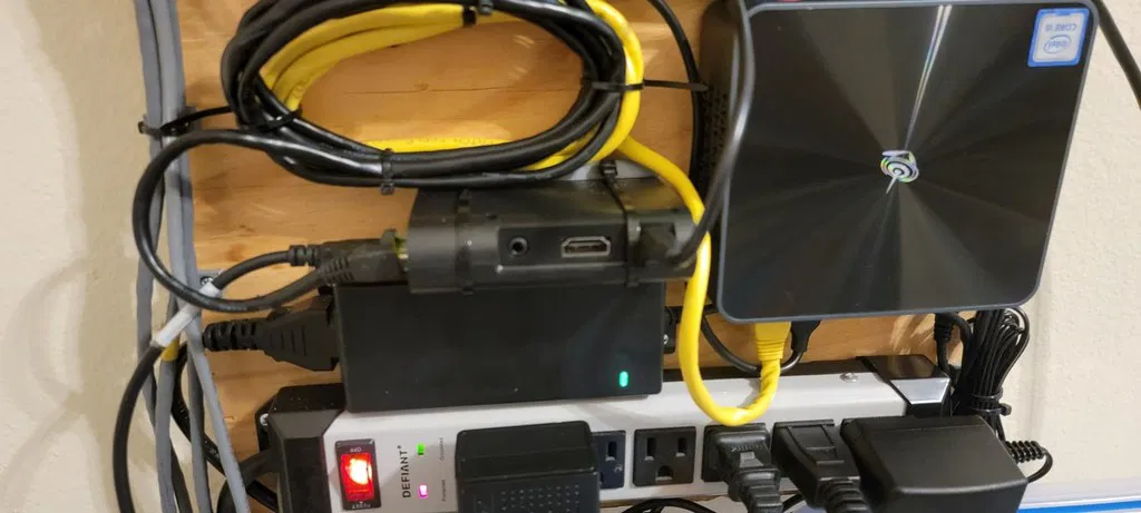 Giá Treo Raspberry Pi Cho Vỏ Màu Đen - Image 8