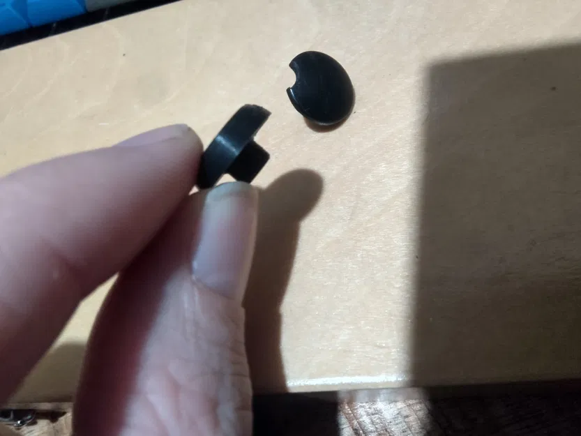 Nút vặn Kawasaki Versys 2011-2014 (92066-0735) - Image 3