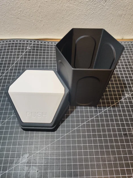 Thùng rác hình lục giác - Image 2