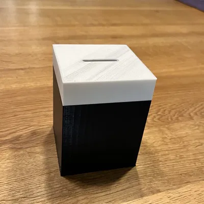 Hộp Đựng Tiền "Geld Box"