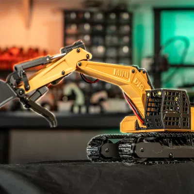 Tự làm máy xúc điều khiển từ xa RC bằng máy in 3D