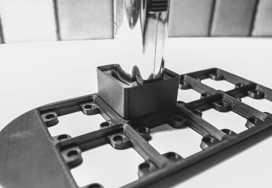 Giá Đỡ Máy Tạo Bọt Sữa Aerolatte Cho Hệ Gridfinity - Image 1