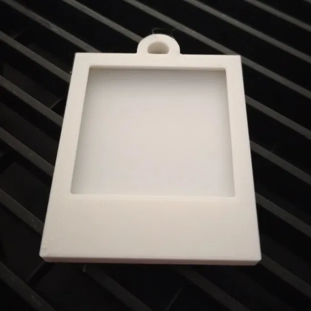 Mặt Dây Chuyền/Móc Khóa Ảnh Polaroid Tức Thời - Image 3