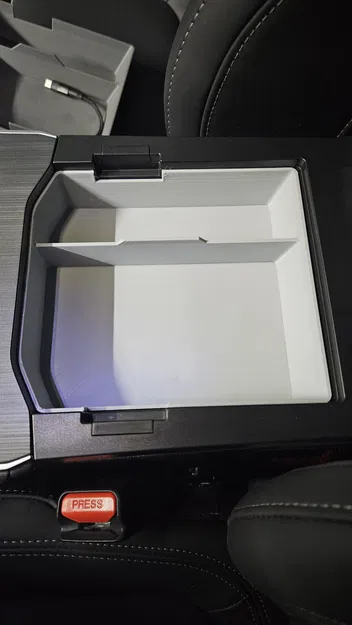 Hộp đựng đồ tì tay Chery Tiggo 7 pro max - Image 3