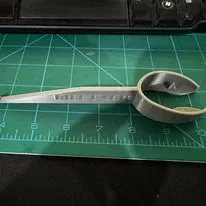 Dụng Cụ Mở Nắp Thuốc