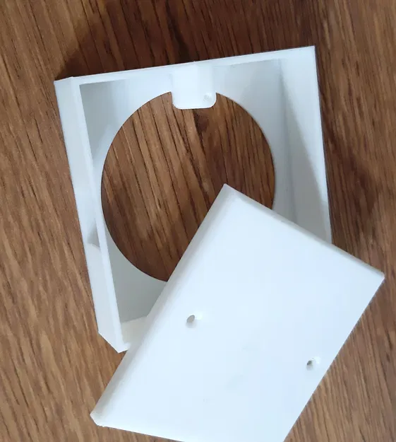 Hộp Đế Gắn Tường EU - Image 1