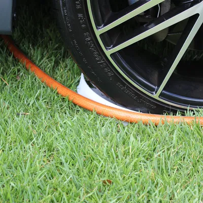 Dẫn Hướng Dây Vòi Rửa Xe