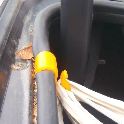 Móc Túi Cốp Xe Hơi