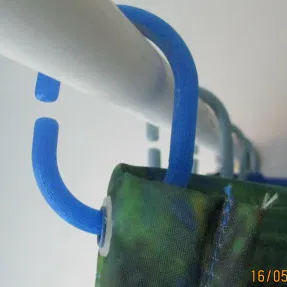 Dây treo rèm phòng tắm