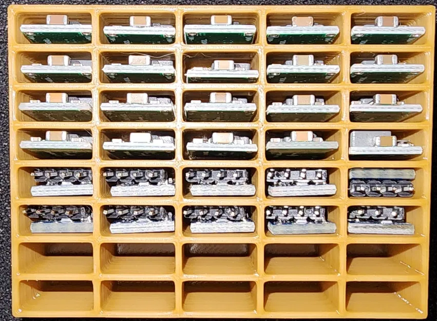 Hộp đựng module hạ áp DC:DC Banggood - Image 1