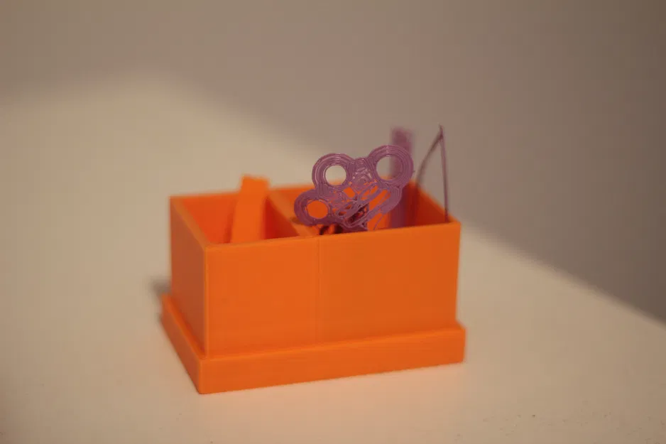 Hộp Đựng Phân 3D - Image 1