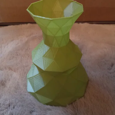 Chậu Hoa Phong Cách "Low Poly"