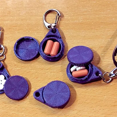 Hộp Đựng Thuốc Mini Móc Khóa, Nhiều Kích Cỡ