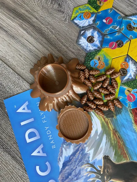 Hộp Hình Khúc Gỗ Đựng Nón Thông Cascadia - Image 4