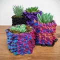 Chậu Cắm Hoa "Glitch Planter" - Thumbnail 1