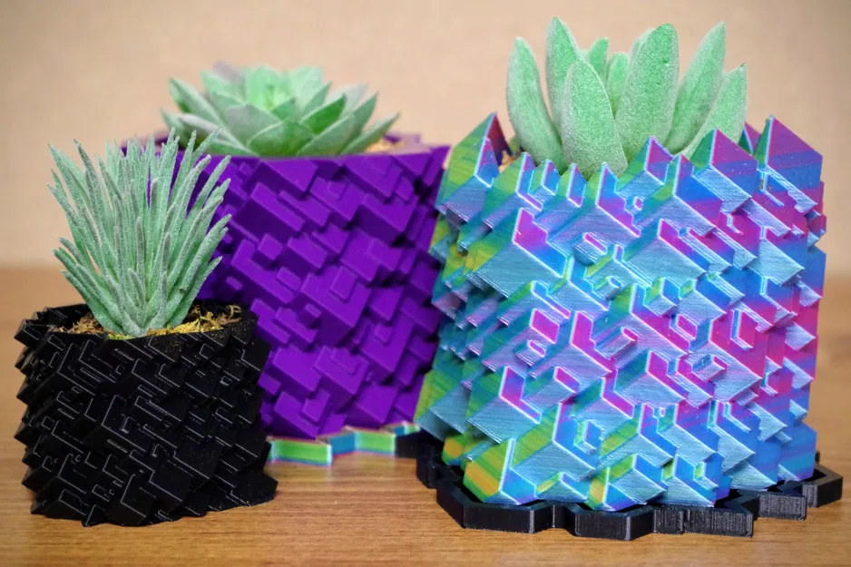 Chậu Cắm Hoa "Glitch Planter" - Image 4