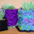 Chậu Cắm Hoa "Glitch Planter" - Thumbnail 4
